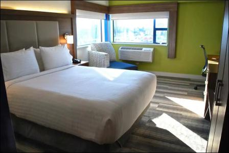 Holiday Inn Express Vancouver Airport-Richmond, an IHG - 21