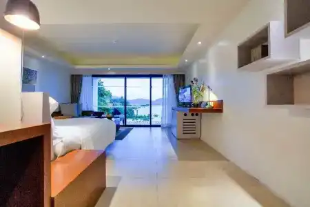 Zenmaya Oceanfront Phuket, Trademark Collection by Wyndham - 8