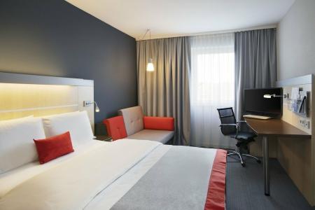 Holiday Inn Express Frankfurt Messe, an IHG - 10