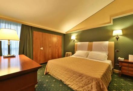 Best Western Grand Guinigi - 12