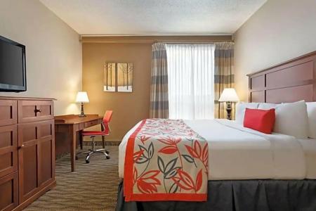 Ramada by Wyndham Fredericton - 16