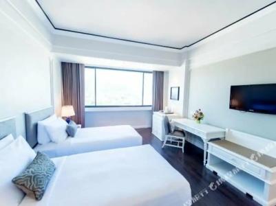 Courtyard by Marriott Phuket Town - 32