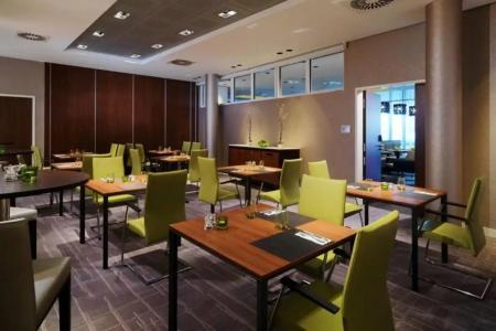 Courtyard by Marriott Cologne - 51