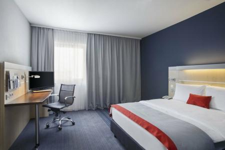 Holiday Inn Express Frankfurt Messe, an IHG - 9