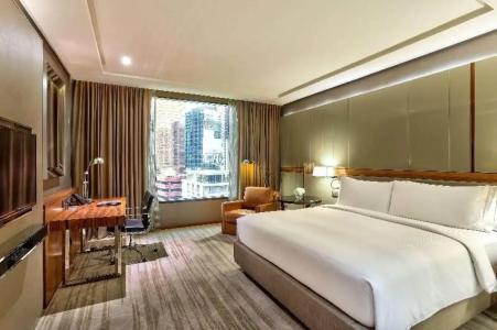 Hilton Sukhumvit Bangkok - 18