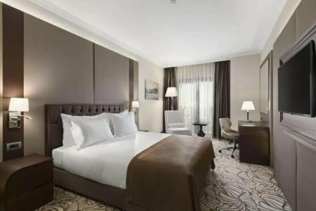 Ramada & Suites by Wyndham Istanbul Merter - 41