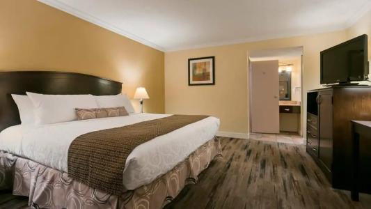 Best Western PLUS Burnaby - 7