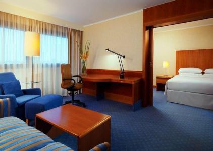 Sheraton Frankfurt Airport & Conference Center - 7