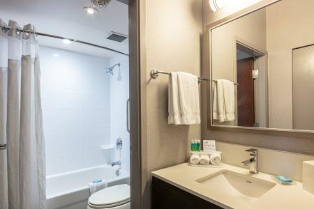 Holiday Inn Express & Suites Riverport Richmond, an IHG - 25