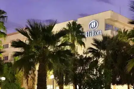 Hilton Nicosia - 12