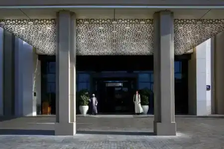 Bab Al Qasr - 3