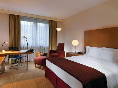 Sheraton Frankfurt Airport & Conference Center - 14