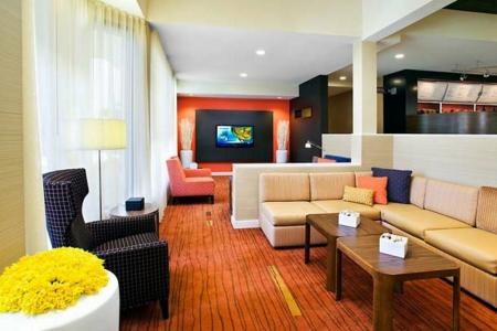 Courtyard by Marriott Fresno - 15