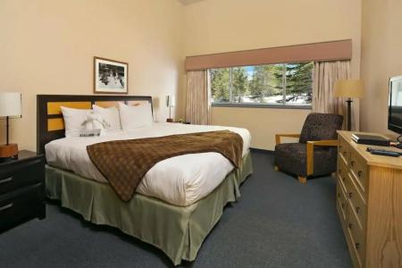 Mammoth Mountain Inn - 6