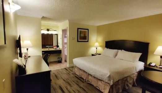 Best Western PLUS Burnaby - 15