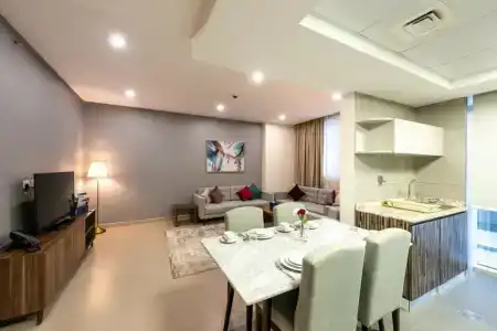 Luxe Grand Apartments - 10