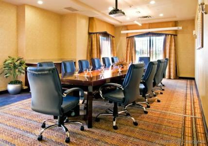 Holiday Inn Express & Suites Riverport Richmond, an IHG - 88