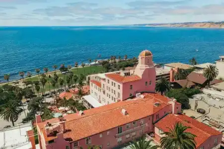 La Valencia - 52