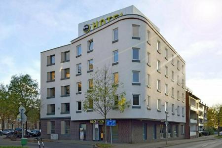 B&B Dusseldorf City-Sud - 58