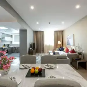 Luxe Grand Apartments - 4