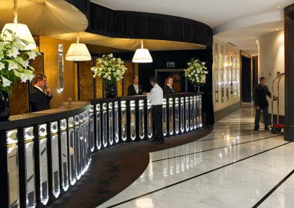 Barriere Fouquet's Paris - 13