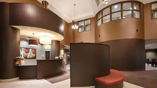 Best Western Premier Freeport Inn Calgary Airport - 5