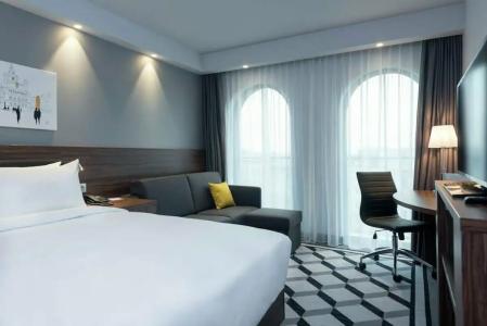 Hampton By Hilton Poznan Old Town - 34