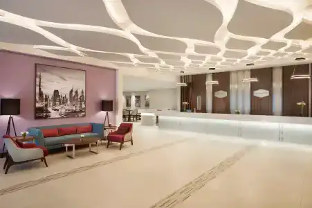 Hampton By Hilton Dubai Airport - 6