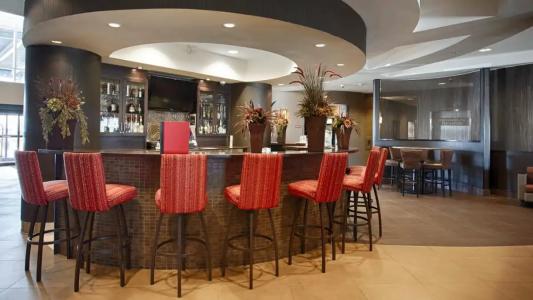 Best Western Premier Freeport Inn Calgary Airport - 21