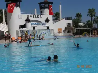 Emelda Sun Club - 0