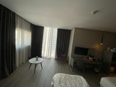 Ibis Styles Dubai Jumeira - 13