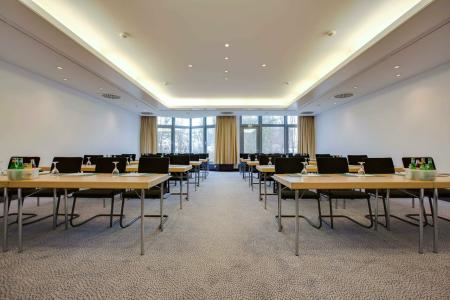 Park Inn by Radisson Lubeck - 43