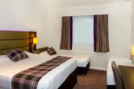 Premier Inn Dubai Al Jaddaf - 90