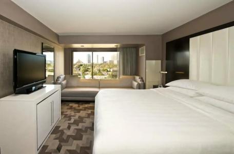 Beverly Hills Marriott - 48