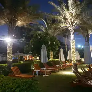 Dubai Marine Beach Resort & Spa - 26