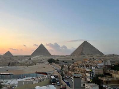 Giza Pyramids View Inn - 2